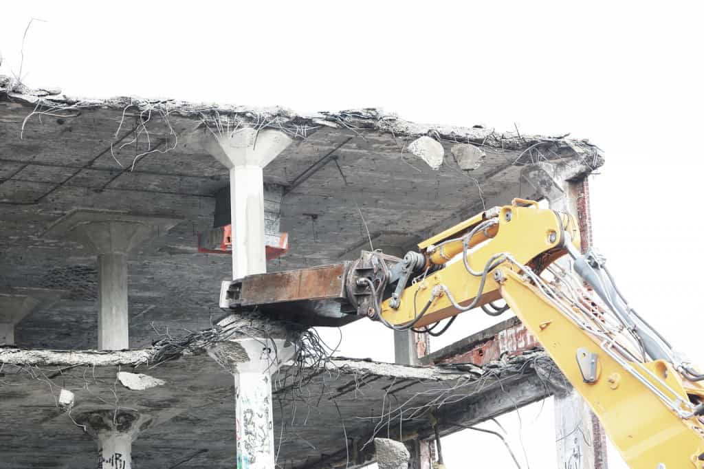 2014-10-Life-of-Pix-free-stock-photos-city-building-demolition-site-leeroy